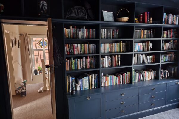 Design, manufacture and installation of bespoke bookcase for home office