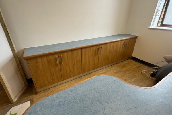 Design, manufacture and installation of nurse base counter for SAU, Warwick Hospital.