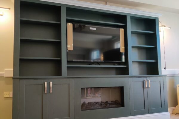 Elegant Bespoke Cabinetry for Queen Charlotte Nursing Home - Library & Lounge Bookcase Installation